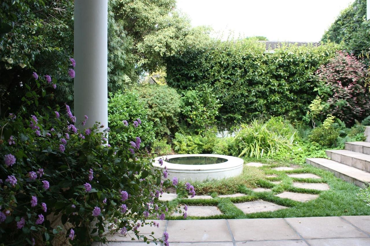 Camelot In Constantia Bed and Breakfast Kapstaden Eksteriør billede