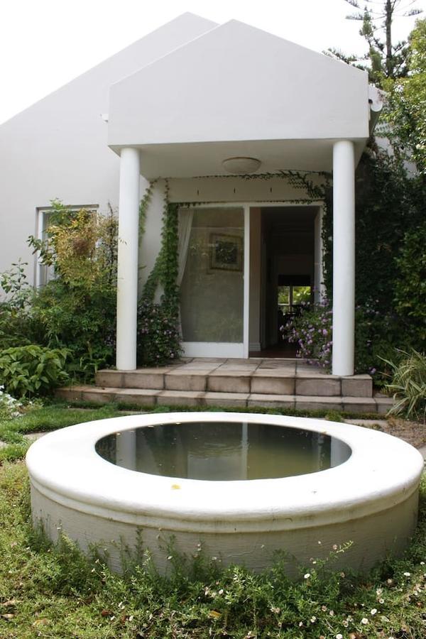 Camelot In Constantia Bed and Breakfast Kapstaden Eksteriør billede